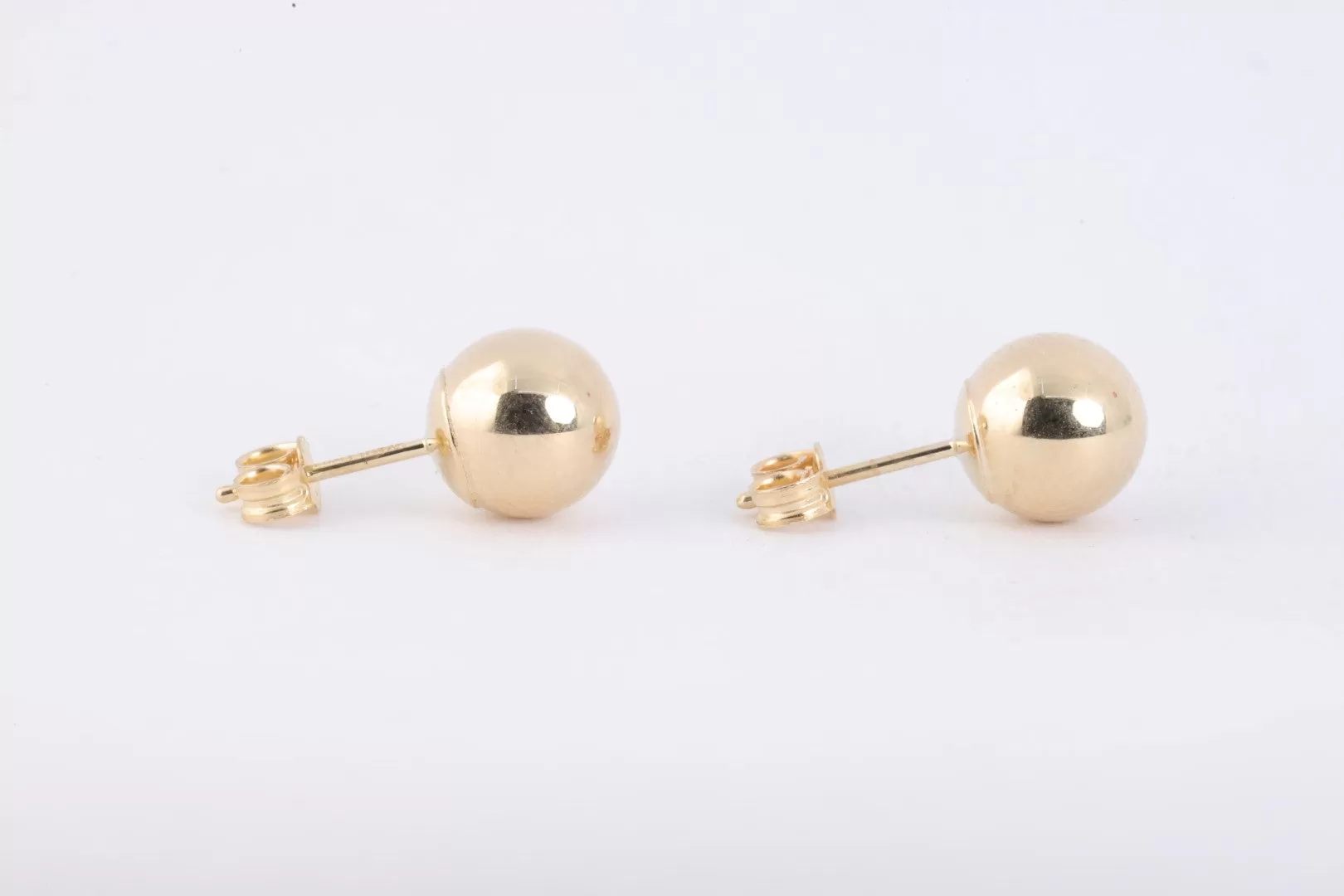 14k Yellow Gold Ball Stud Earrings (0.65g.)