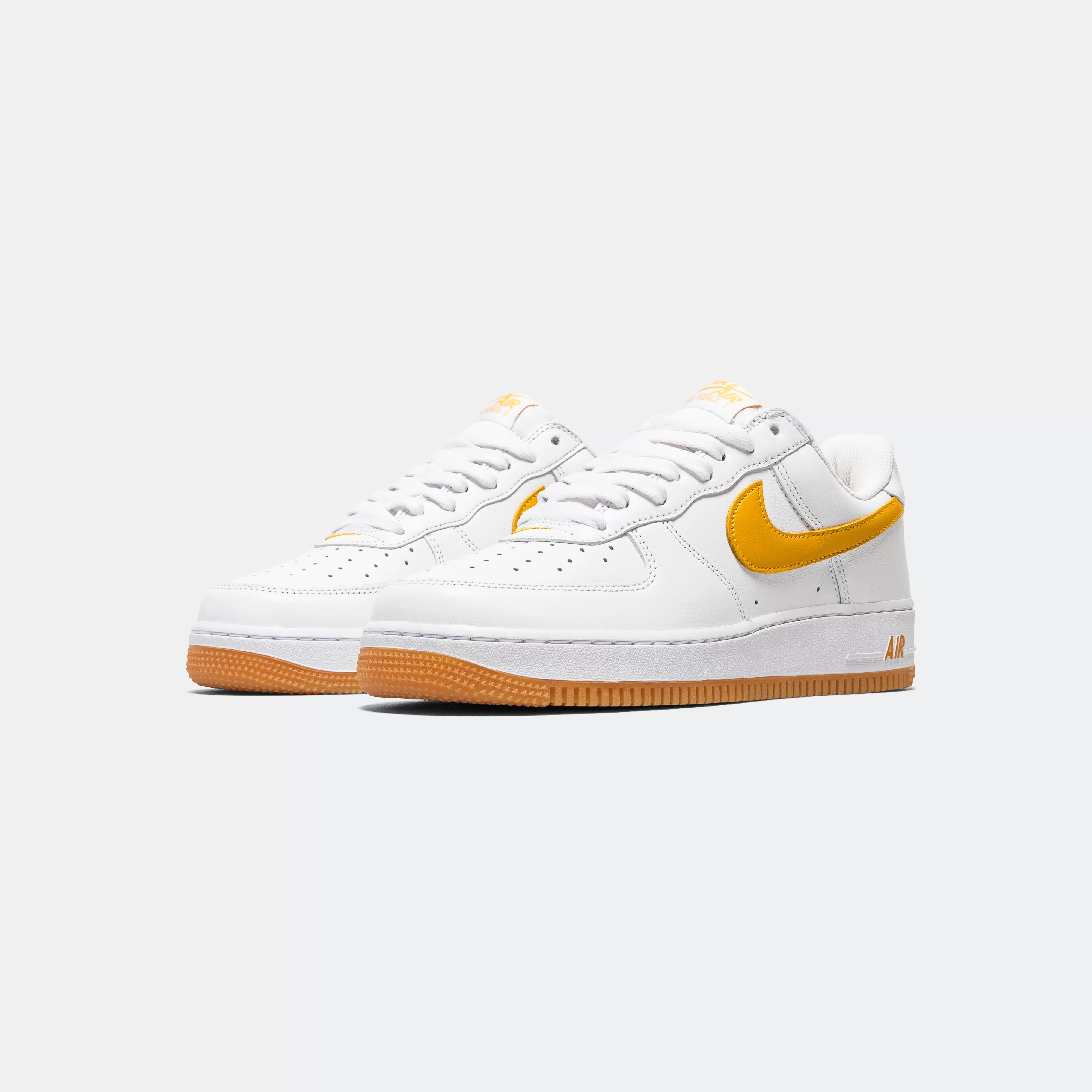 Air Force 1 Low Retro QS - White/University Gold-Gum Yellow