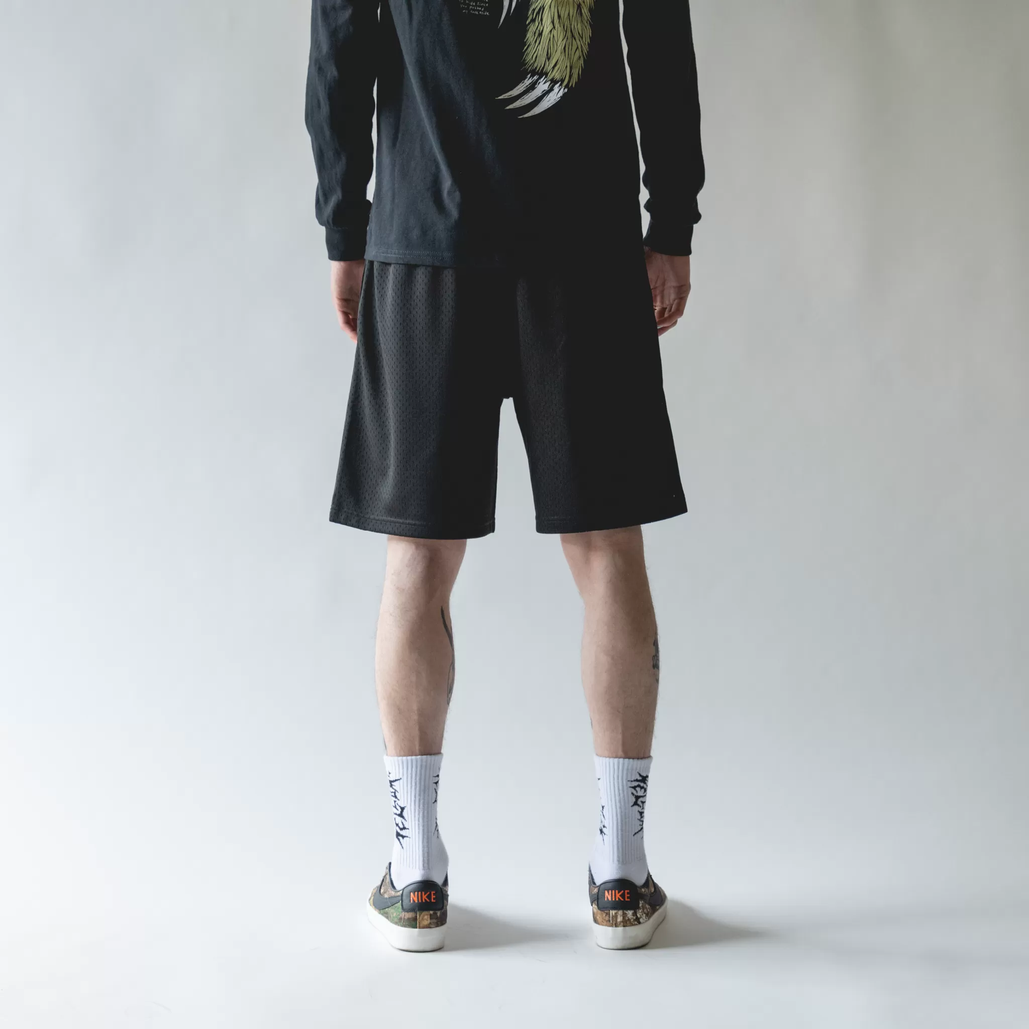 Barb Mesh Shorts - Black