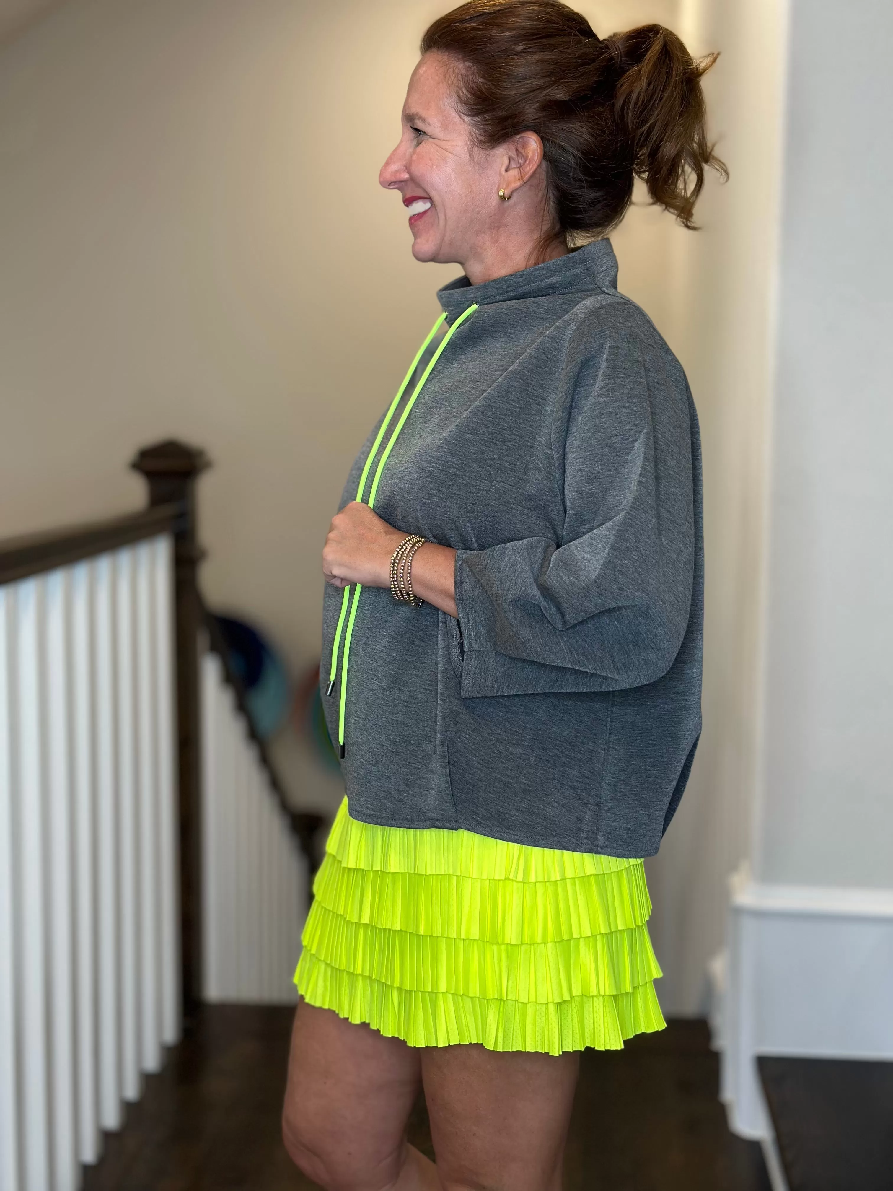 Catch & Club Tiered Skort in Neon Yellow