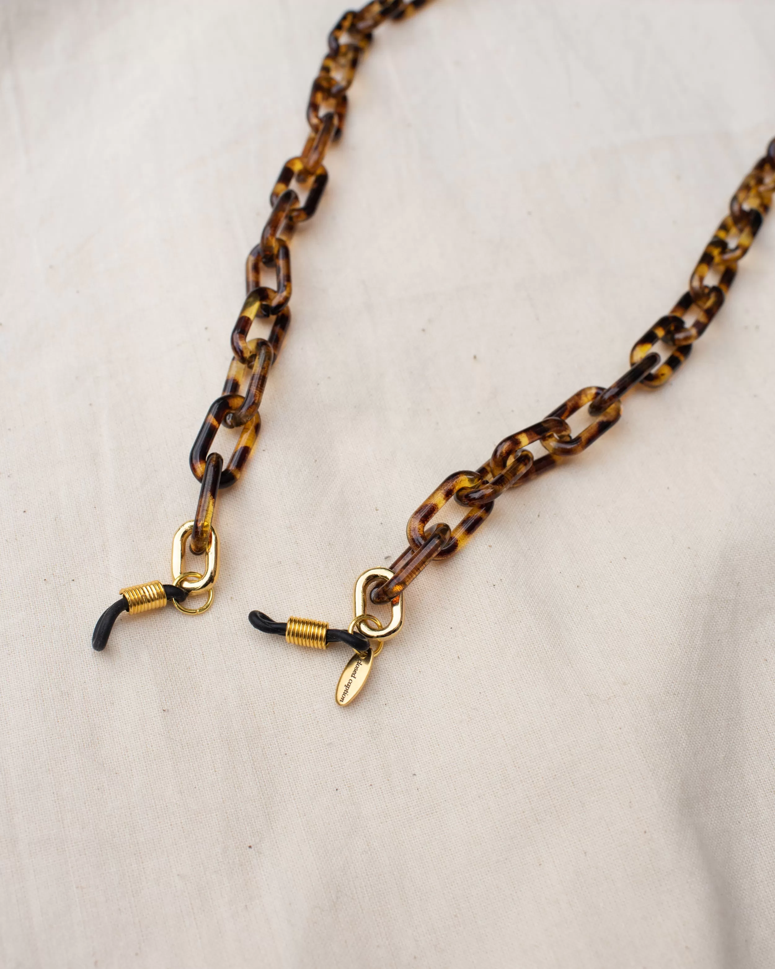 Chunky Tortoise Eyewear Chain