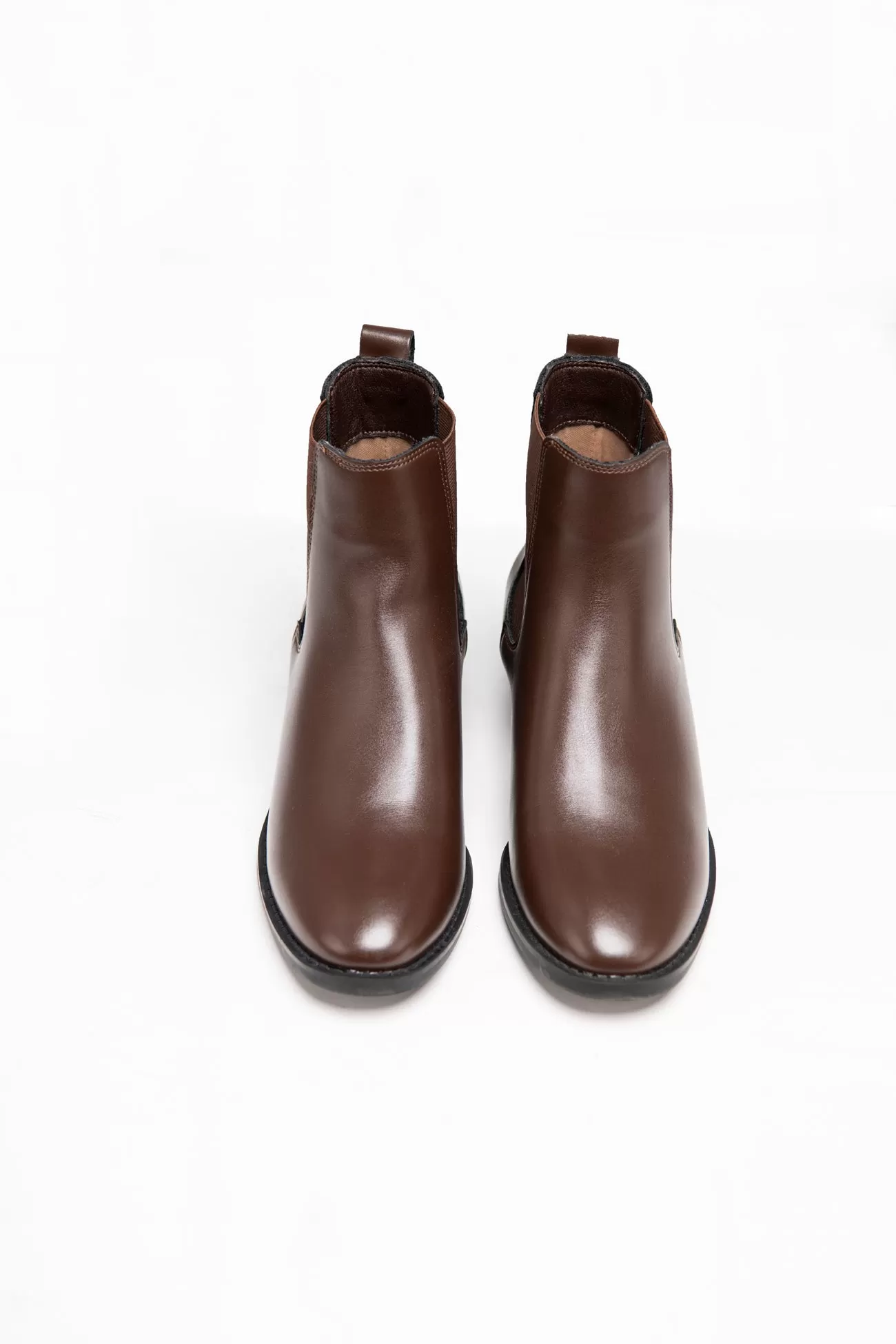 CLASSIC BROWN LOW ANKLE BOOTS