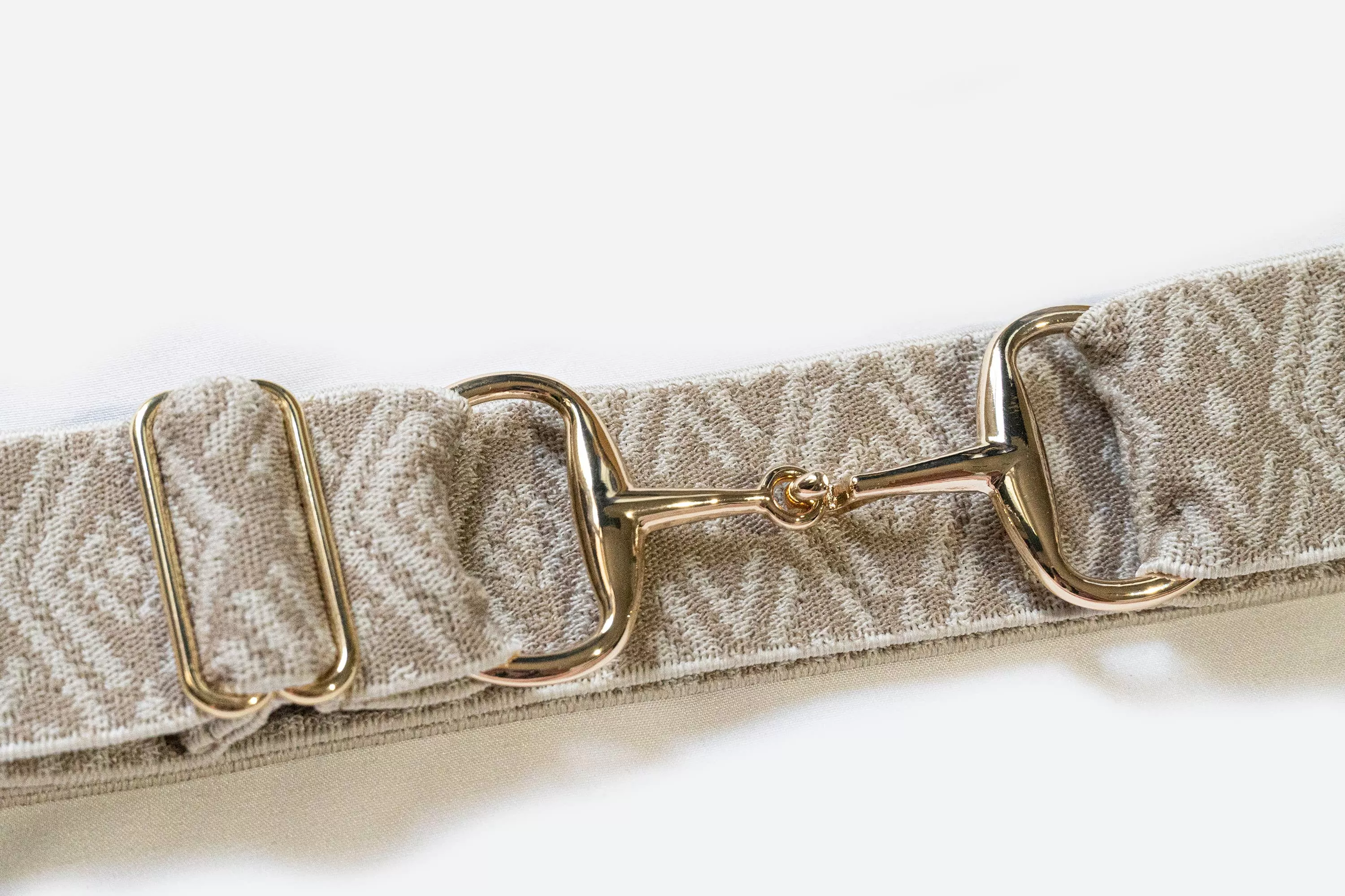 Eloise - 1.5" Gold Snaffle Bit Equestrian Elastic Belt