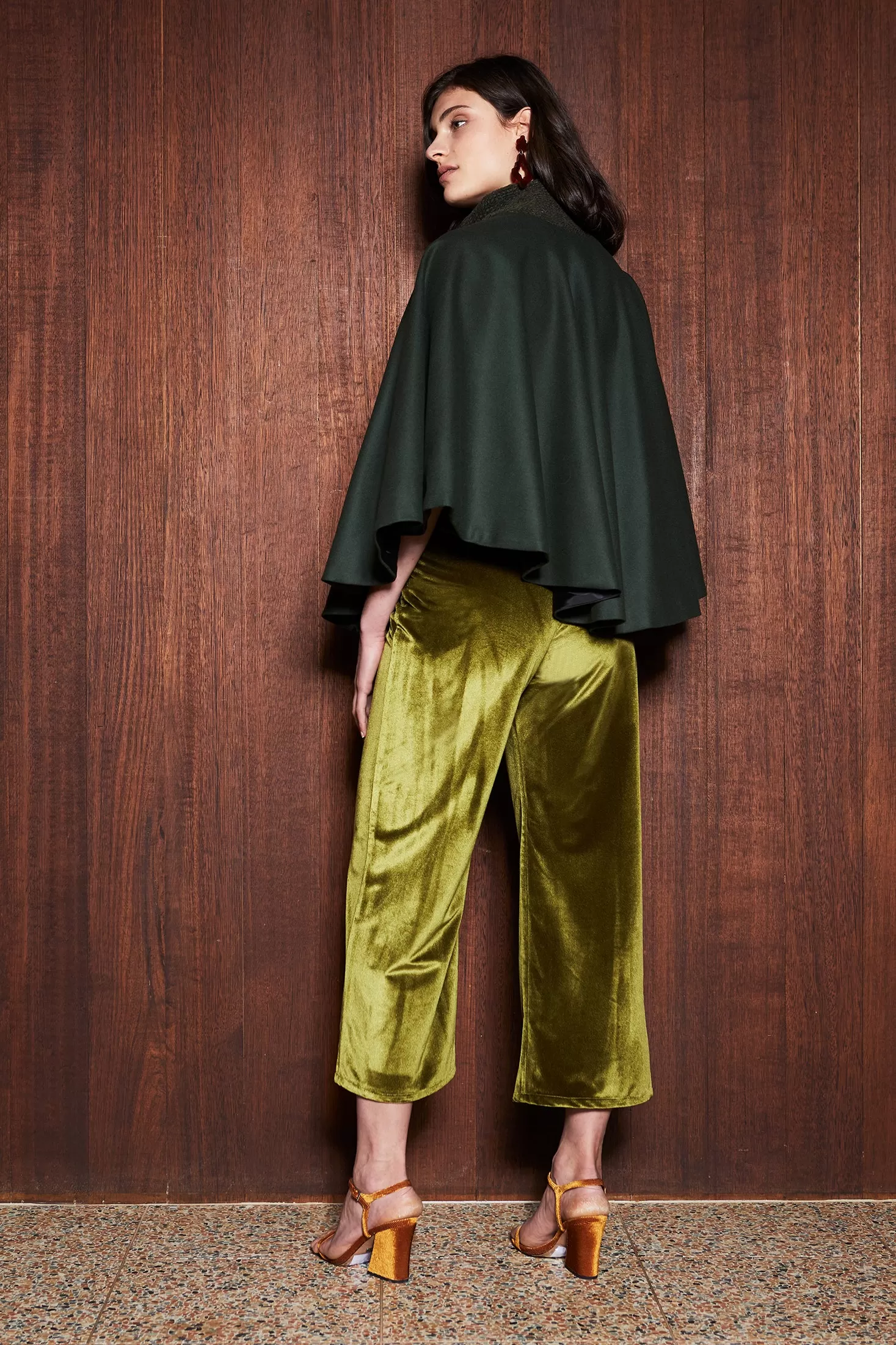 FERN CAPE [ Olive Green Wool, Turtleneck Poncho ]