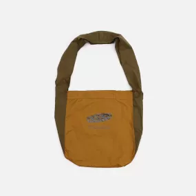 KHT RECYCLE SHOULDER BAG - GOLDEN BROWN/DARK OLIVE