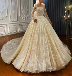 Luxury Classic Design Wedding Gown