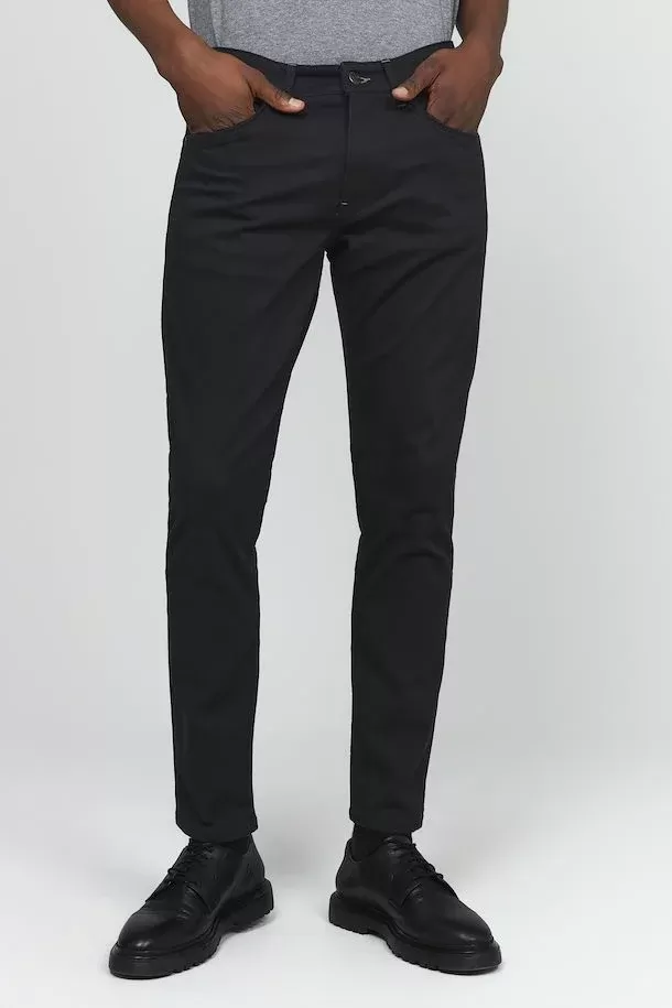 Matinique Pete Hybrid Pants Black