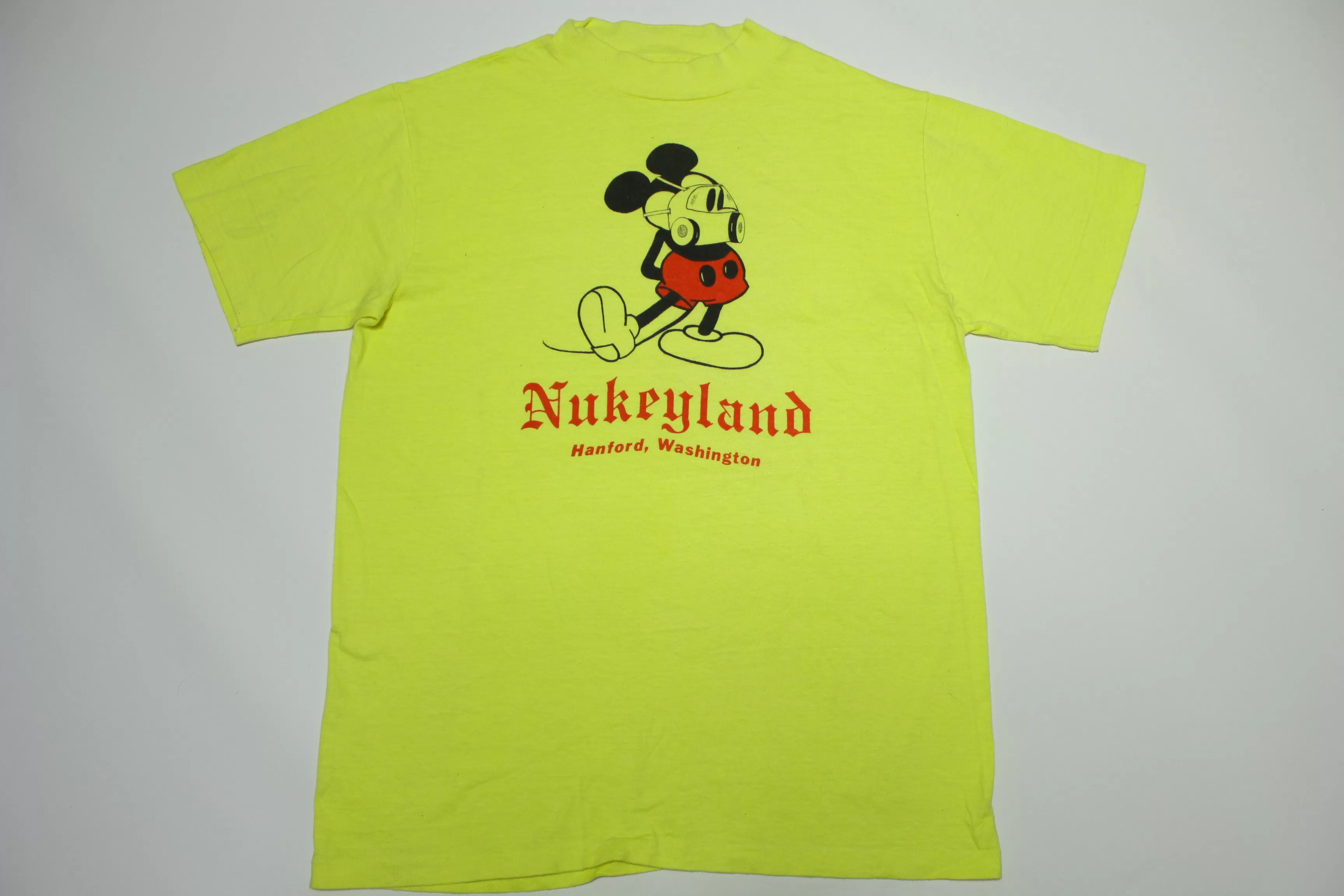 Mickey Mouse Nukeyland Hanford Washington Nuclear Power Vintage 80's Single Stitch T-Shirt