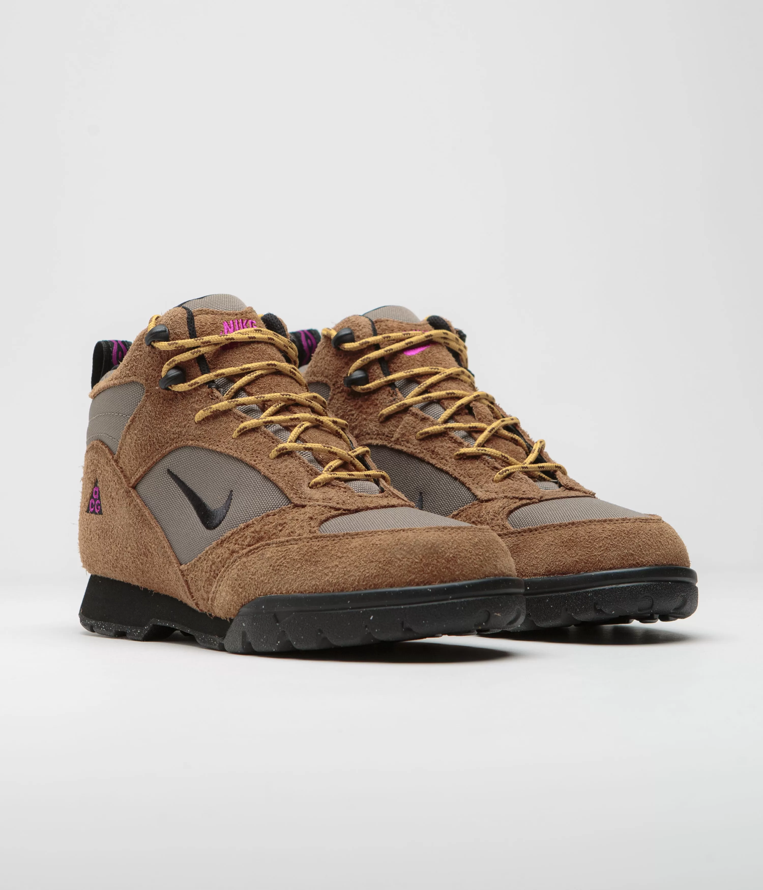 Nike ACG Torre Mid Waterproof Shoes - Pecan / Black - Olive Grey - Red Plum