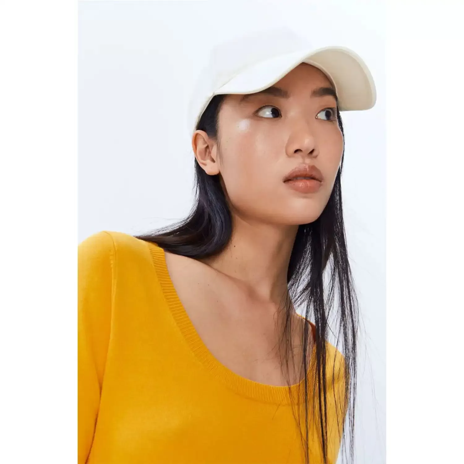 Round Neck Jumper - Yellow